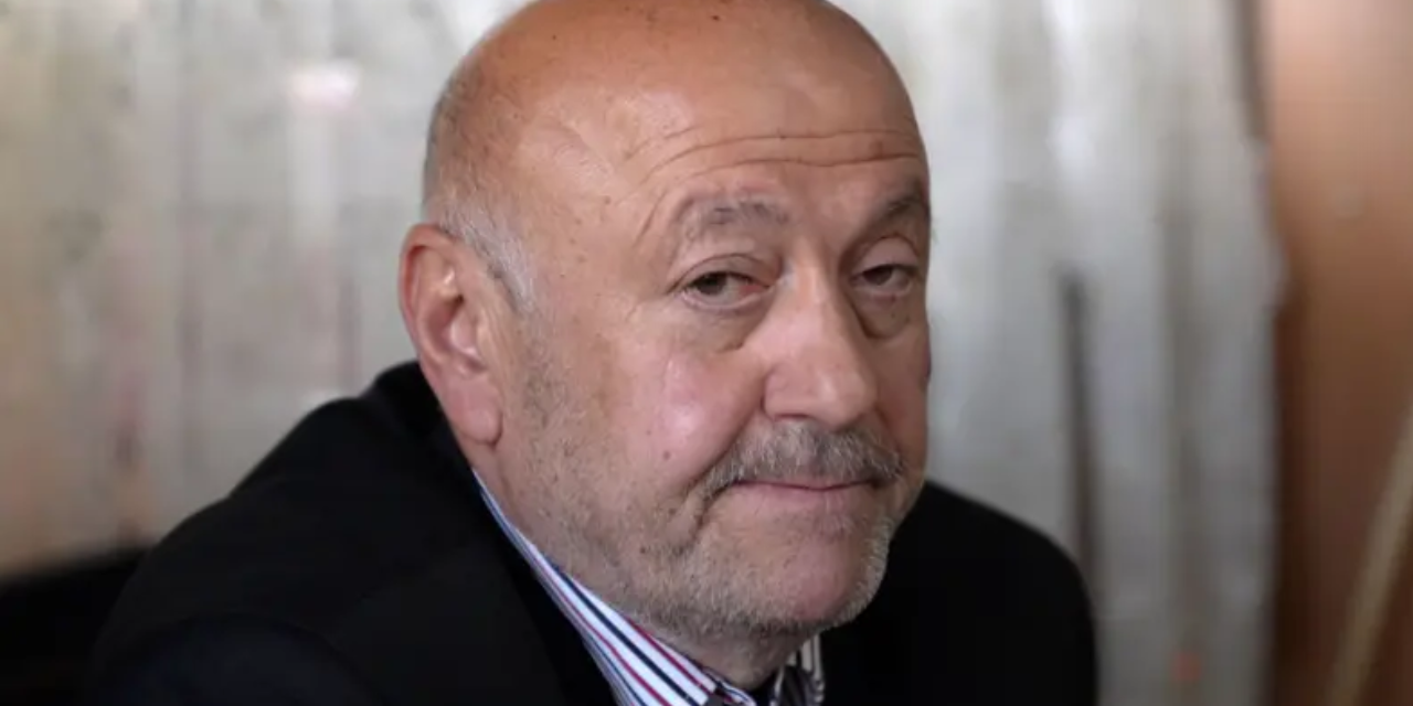 'Mültecilere yardım' mağazasının sahibi cinsel istismardan tutuklandı