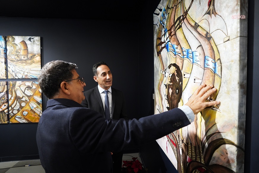 Erol Yıldırım’ın 'Su Akar Yatağını Bulur' sergisi Beylikdüzü’nde ziyarete açıldı