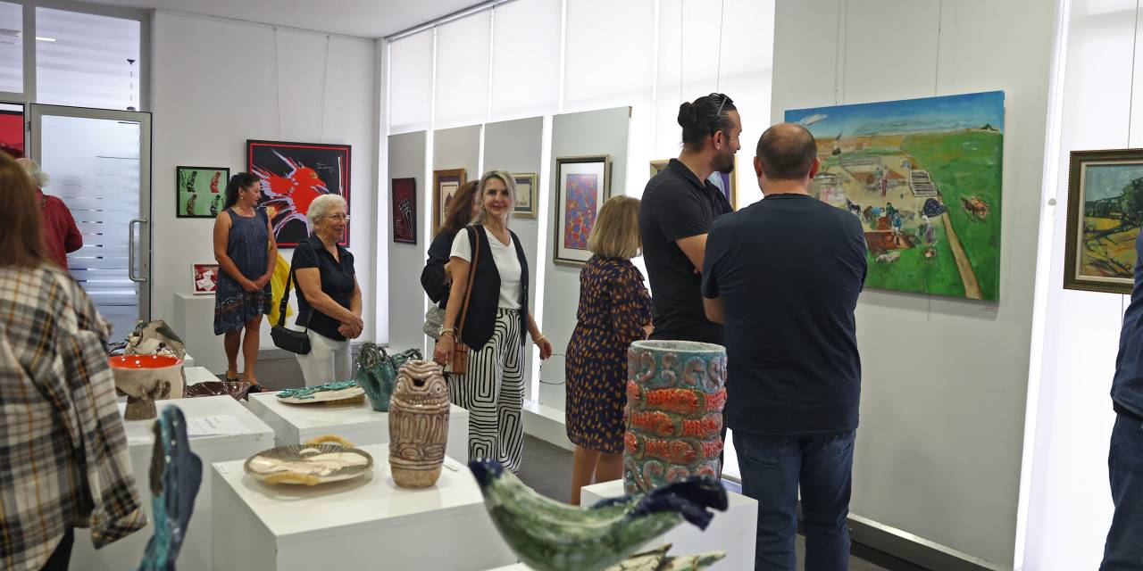 Cumhuriyetin 102. yılına özel sergi Antalya'da açıldı