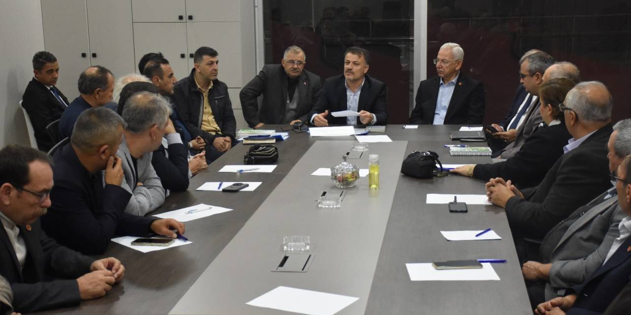 Muhtarlar Gemlik'te Buluştu: Talepler Masaya Yatırıldı