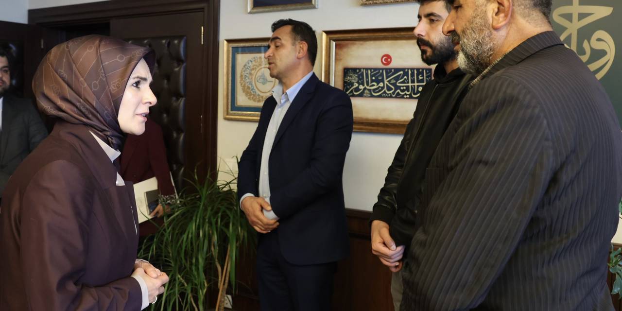 Bakan Göktaş, Rojin Kabaiş’ın babasıyla görüştü: Süreç titizlikle izleniyor