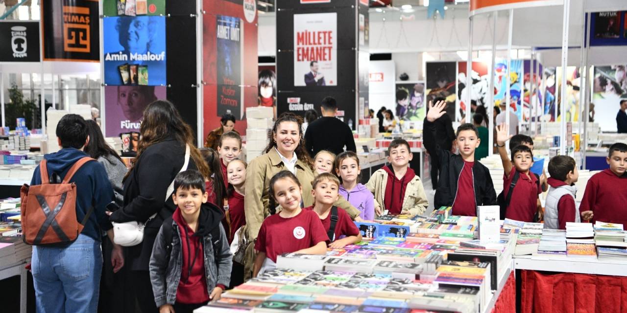 Balıkesir Kitap Fuarı'na 7 günde 100 bin ziyaretçi
