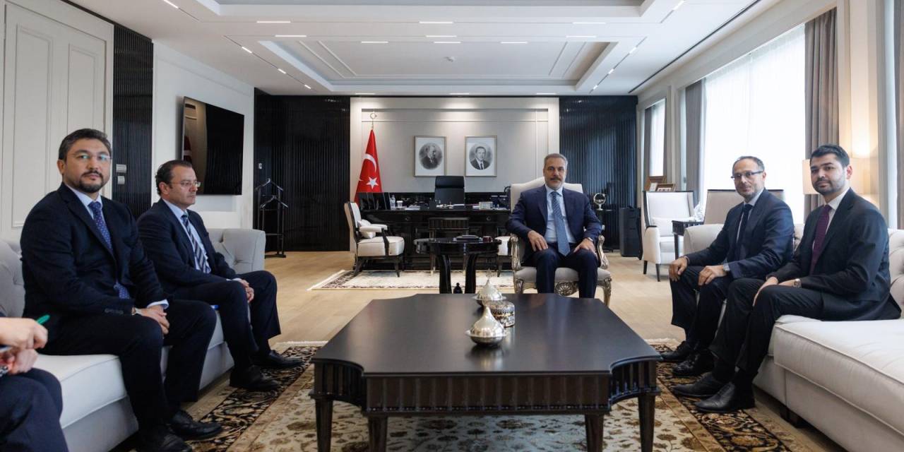 Bakan Fidan, TÜRKPA Genel Sekreteri Büyükelçi Hasan ile buluştu