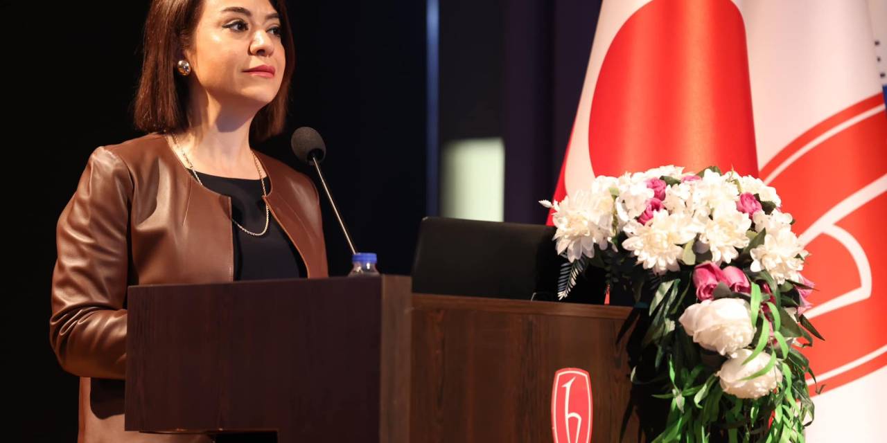 Gamze Taşcıer'den TELE1'e kayyıma tepki: "Felakete doğru gidiyoruz"