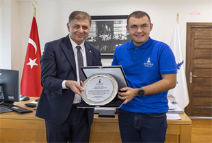 Tuna'nın Tarihi zaferi İzmir'de kutlandı