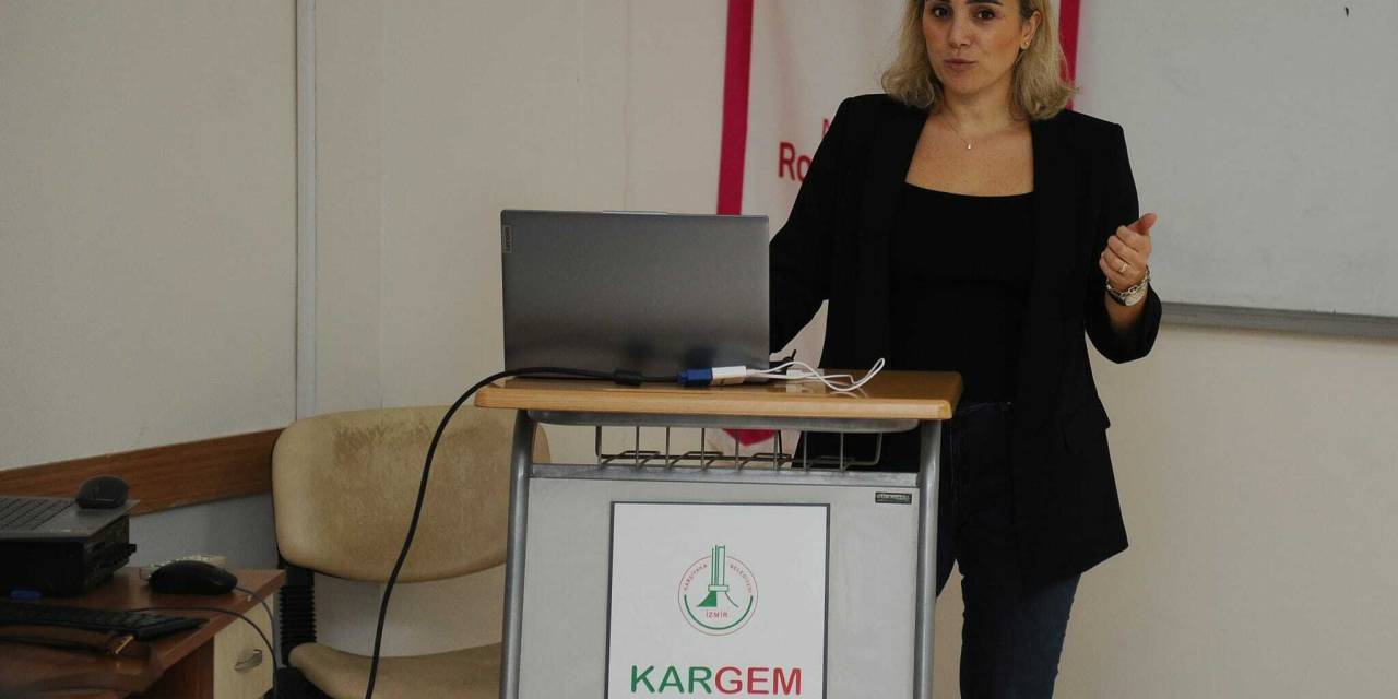 KARGEM'de kız öğrencilere kadın sağlığı eğitimi verildi