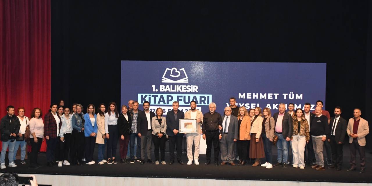 Balıkesir Kitap Fuarı'nda sekizinci gün coşkusu devam etti