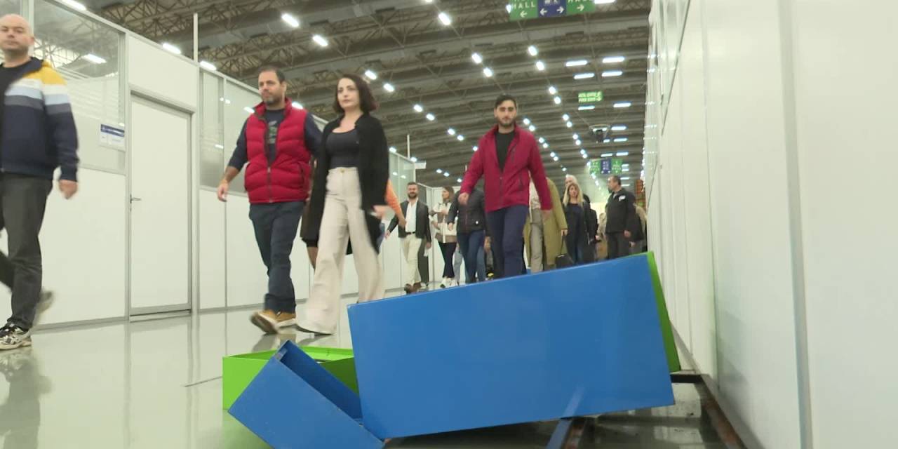 İzmir'de afete hazırlık tatbikatı yapıldı