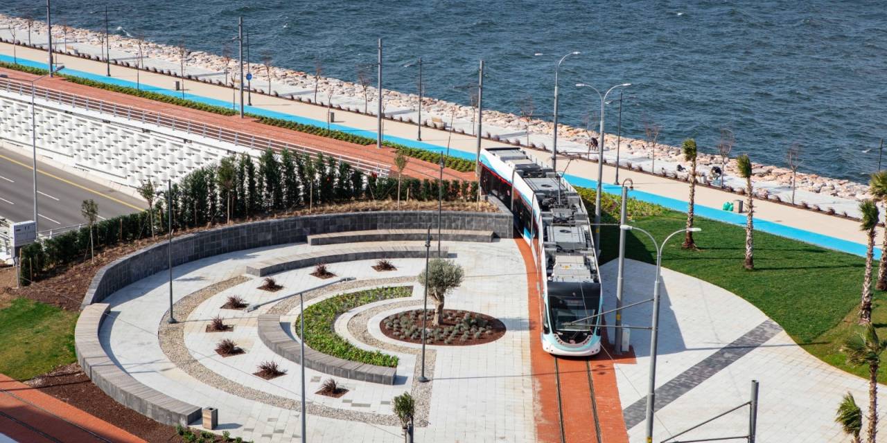 Cumhuriyet Bayramı'nda İzmir'de ulaşım kolaylaşıyor