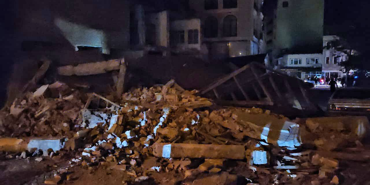 AFAD duyurdu: Balıkesir'de 6.1 büyüklüğünde deprem! Hasarlı üç bina ve bir dükkân yıkıldı