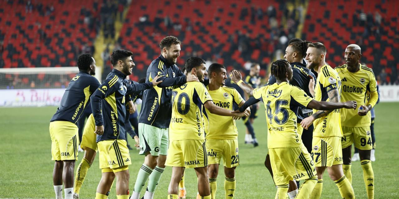 Fenerbahçe, Gaziantep'i deplasmanda 4-0 yenerek önemli bir galibiyet elde etti