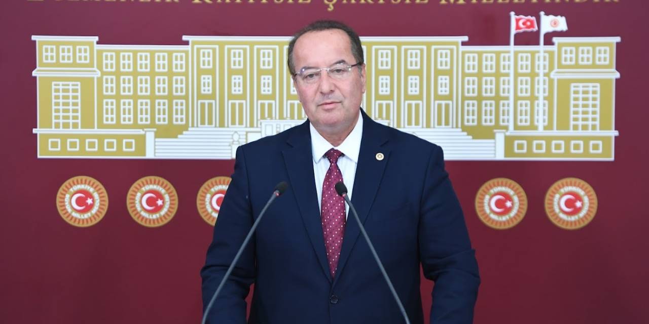 CHP'li Akay: Altyapıya yatırım yok, ama terfi için koltuklar kapışılıyor