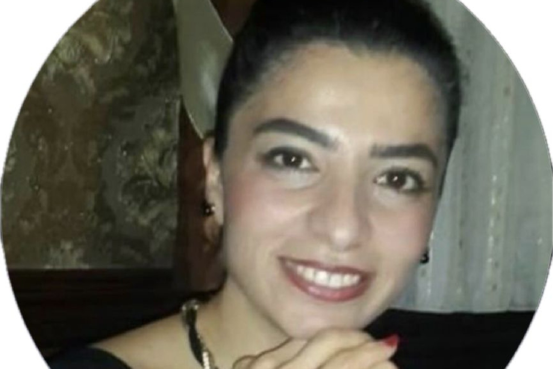 Sokak ortasında 15 kurşunla katledilen Nilay Kotan, kadınların omuzlarında toprağa verildi.