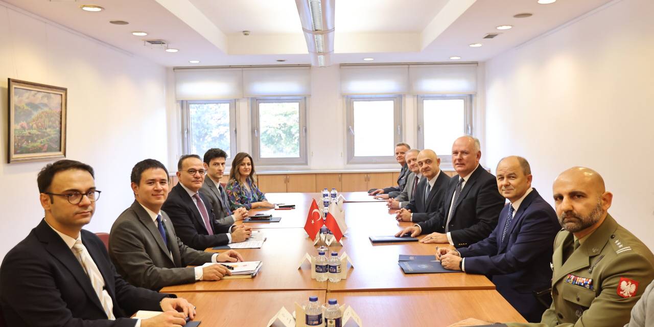 Bozay, Zalewski ile kritik görüşmede bir araya geldi