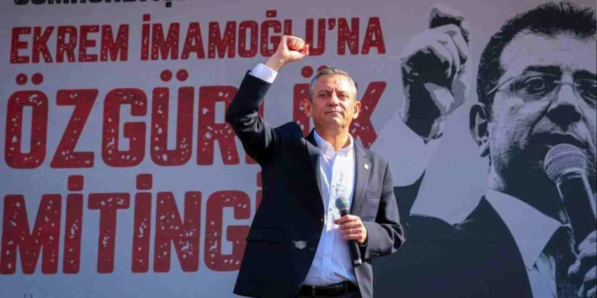 Özgür Özel’den 29 Ekim mesajı: Milletimiz direnme hakkını kullanıyor!