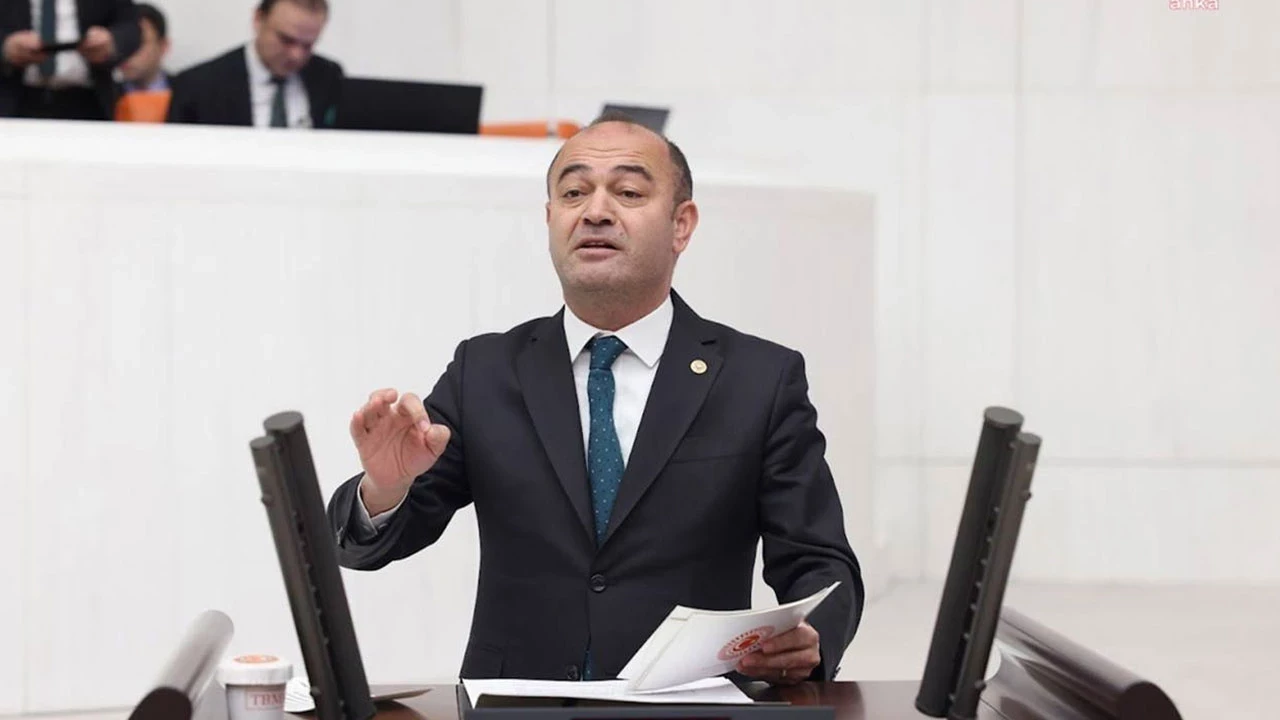 CHP'li Özgür Karabat uyardı: 'Tüm bilgileriniz ellerinde...'