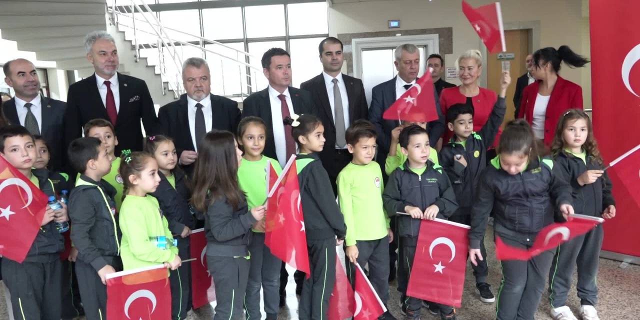 Osmangazili çocuklardan duygusal Atatürk Defteri mektupları