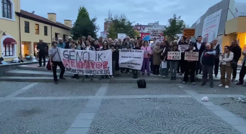 Samsun'da gençlerden Geleceksizlik ve açlığa karşı eylem