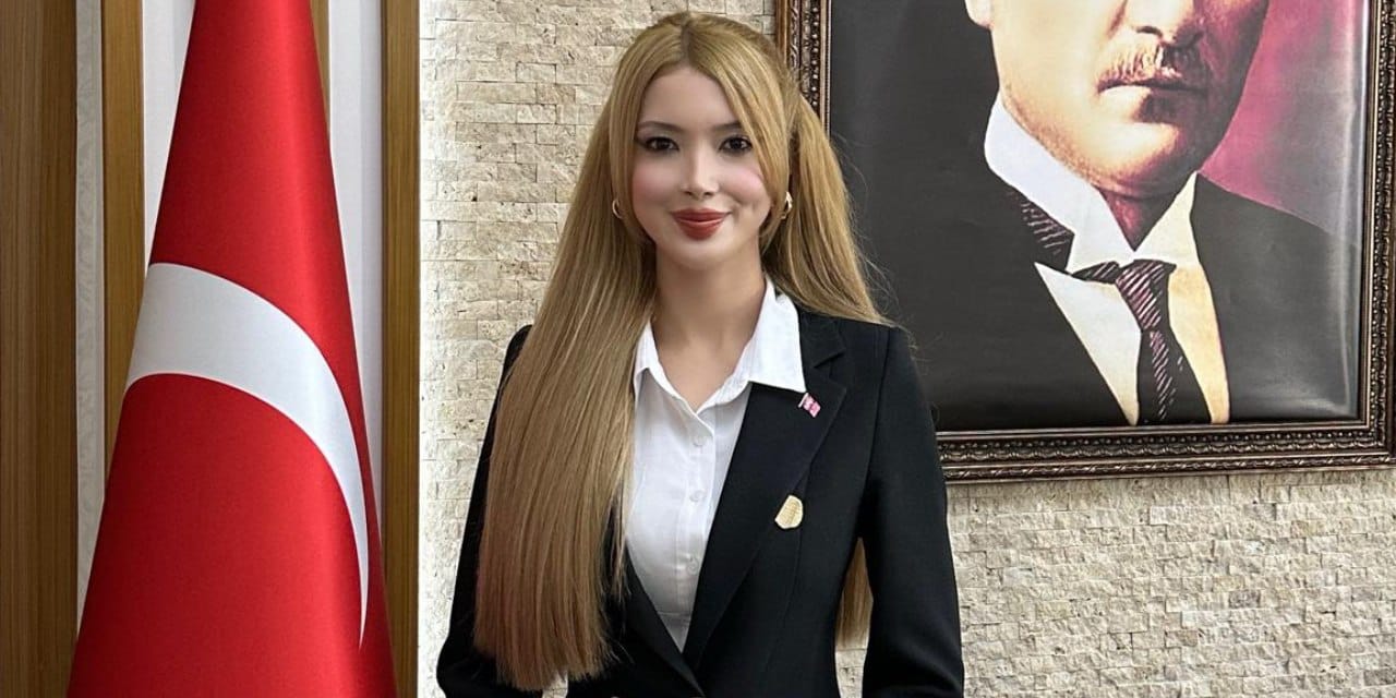 ‘Cindy Bebek’ denilen kaymakamla ilgili yorumlara AKP’liler girdi