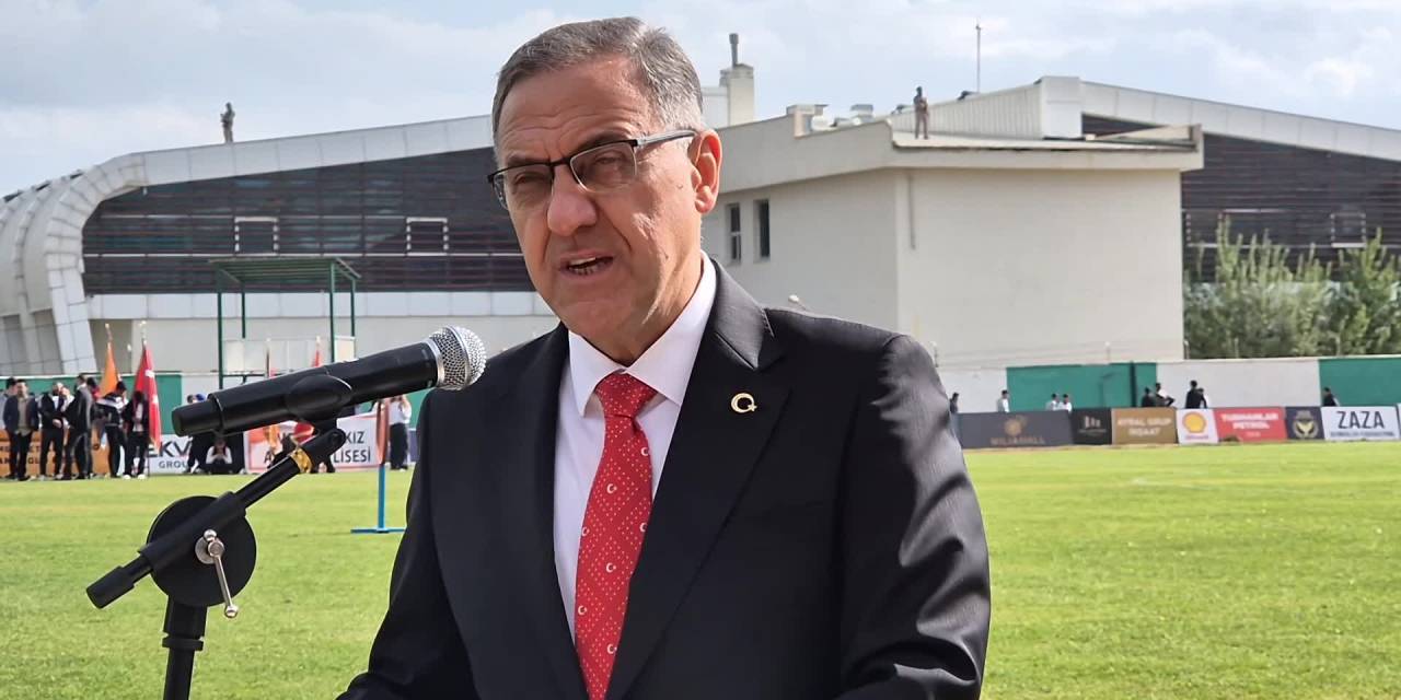 Cumhuriyet'in 102. yılı Bingöl'de coşkuyla kutlandı