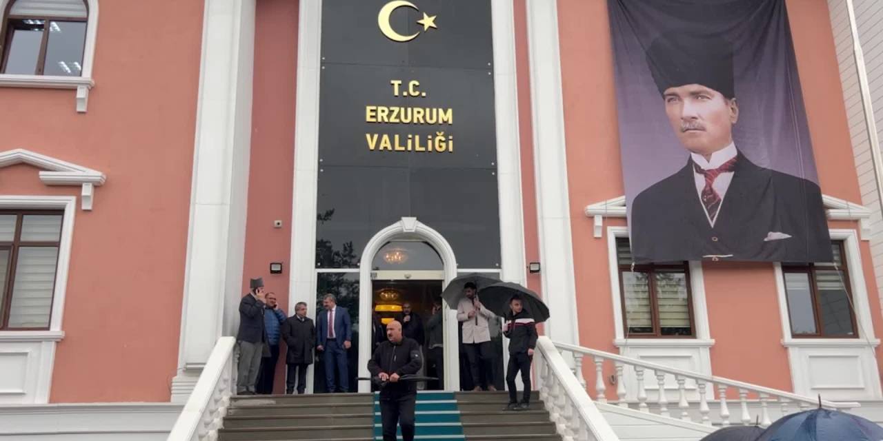 Erzurum'da Cumhuriyet Bayramı coşkuyla kutlandı