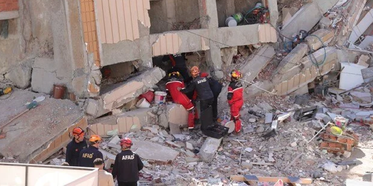 Bakan Tunç duyurdu: Gebze'de çöken binaya ilişkin yeni gelişme!