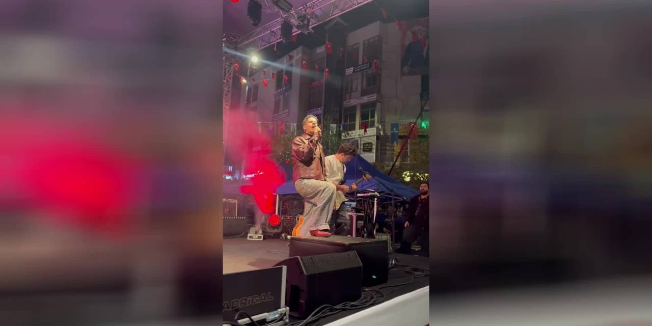 Cumhuriyet Bayramı Maltepe'de Madrigal ile kutlandı