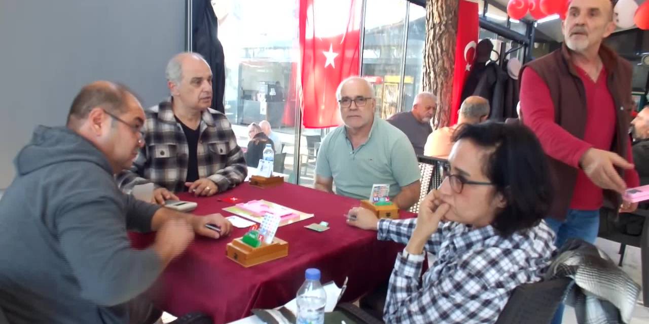 Cumhuriyet Kupası Briç Turnuvası Burhaniye'de başarıyla tamamlandı