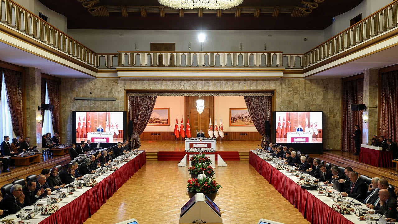 TBMM'deki süreç komisyonu: Bakan Tunç ve Fidan'ın sunumu basına kapatıldı