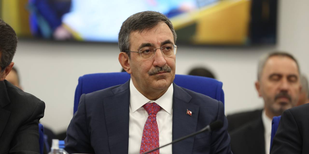 Cevdet Yılmaz'dan bütçede sapma açıklaması