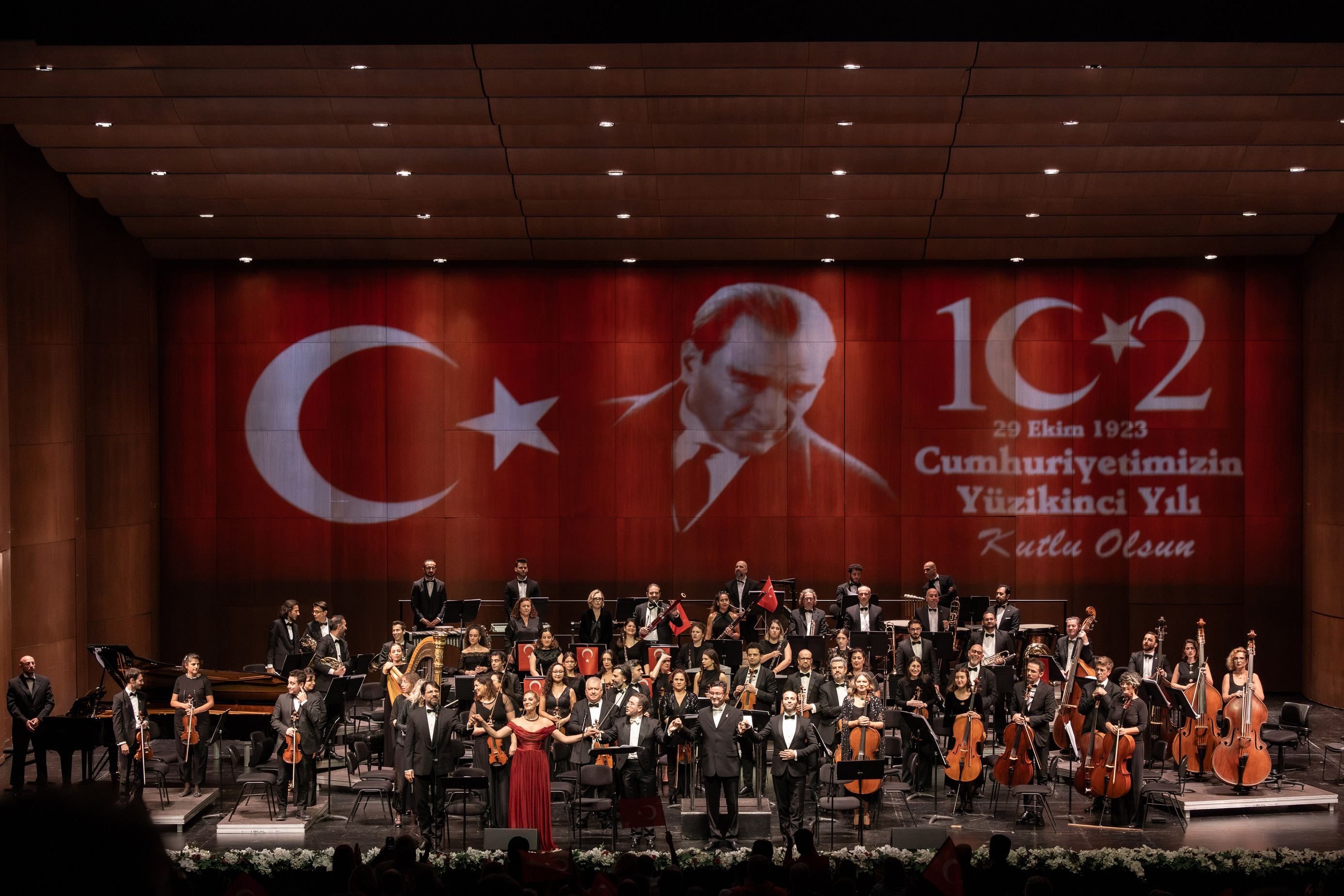 'Bir Ulusun Uyanışı' Atatürk Kültür Merkezi’nde yankılandı