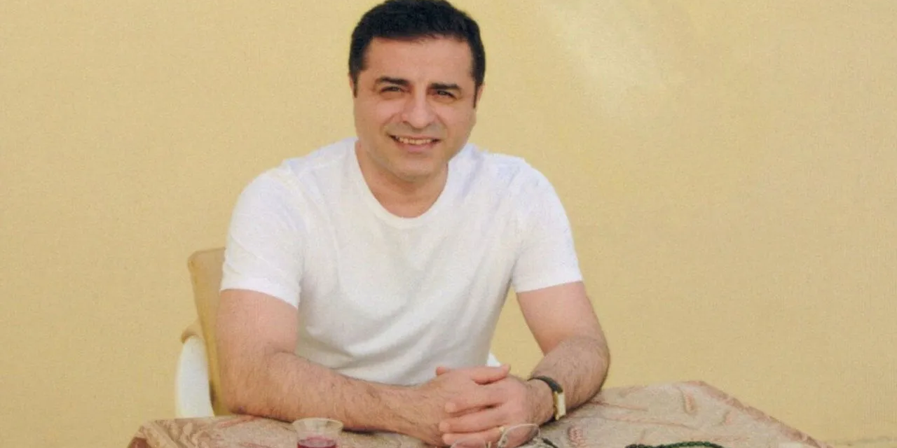 Demirtaş'tan yeni sürecin muhasebesi: 'Görüyorum ve üzülüyorum' diyerek Atılmayan adımları sıraladı