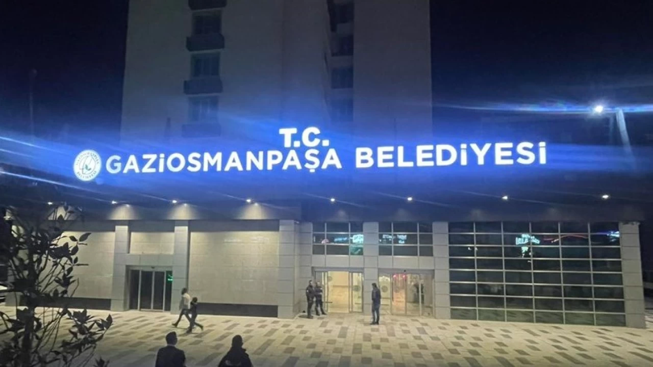 AKP'ye geçen Gaziosmanpaşa Belediyesi cami ve okulları Hazine'ye devrediyor