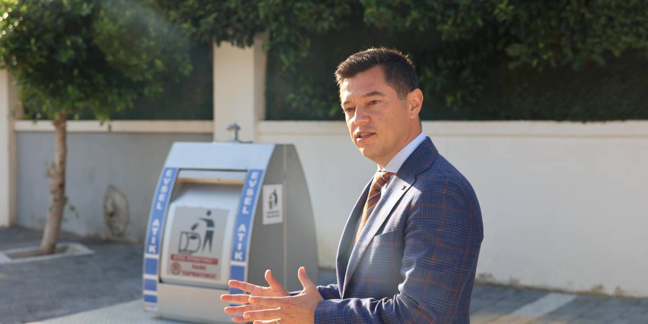 Marmaris'te yeraltı çöp konteynerleri devreye girdi