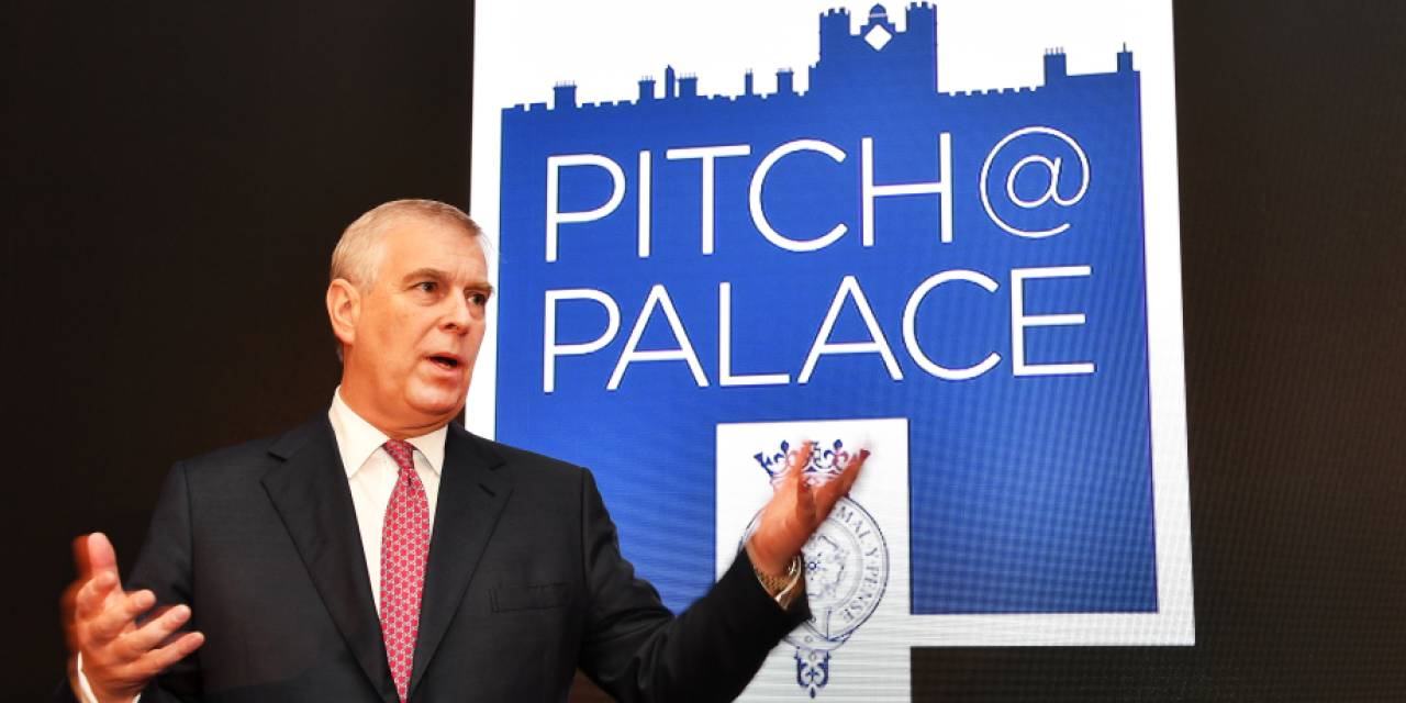 Kral Charles, kardeşi Andrew'un 'Prens' unvanını Epstein skandalı dolayısıyla iptal etti