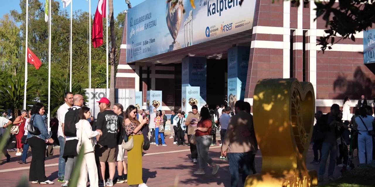 Antalya Altın Portakal Film Festivali'nde Şerif Gören'e özel anma