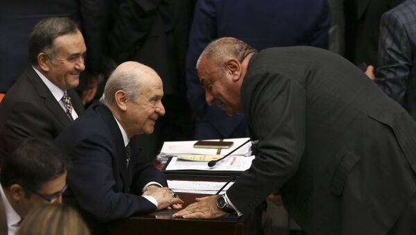 Cumhur'da Kıbrıs gerilimi derinleşiyor: Türkeş'in oğlu da tartışmaya girdi!