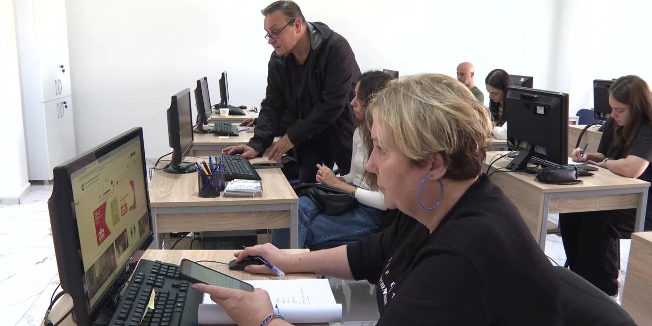 Meslek Fabrikası, mobilya sektörüne eleman kazandırıyor