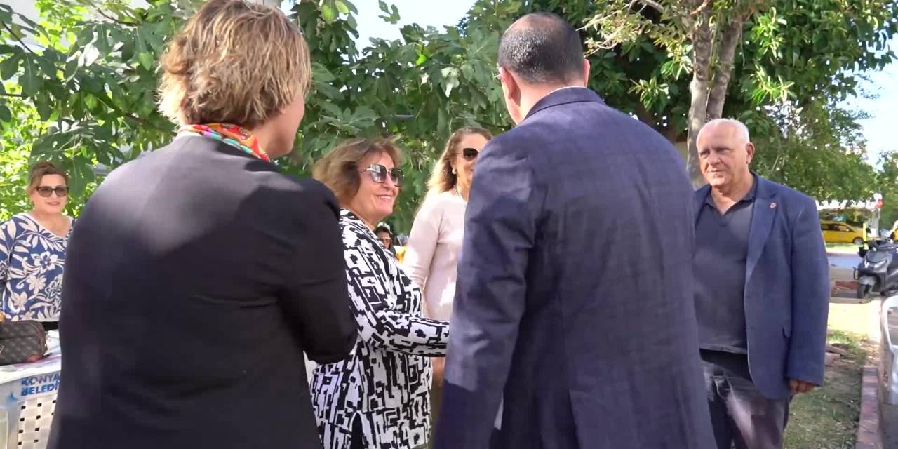 Kotan, Altınkum'daki mahalle buluşmasında vatandaşlarla bir araya geldi