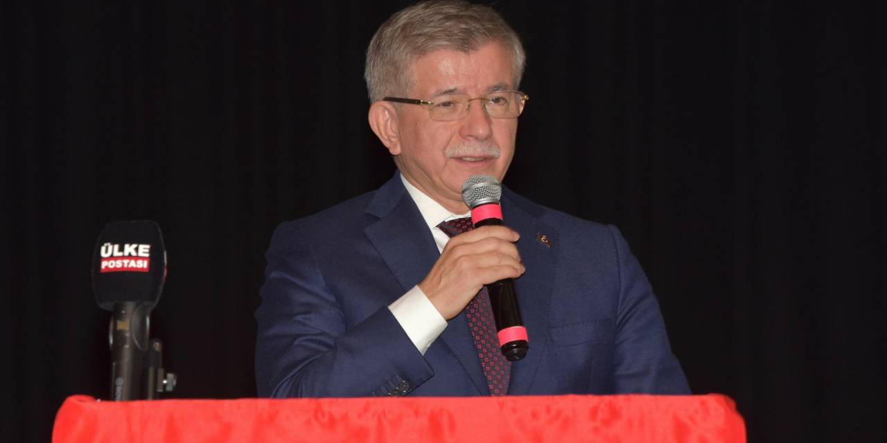 Davutoğlu: Yolsuzlukla mücadelenin çözümü özel mahkemelerde