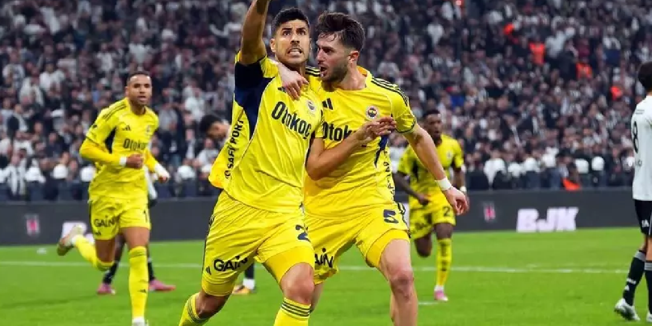 Fenerbahçe derbiden 2-0'dan döndü! 5 gollü derbi nefes kesti