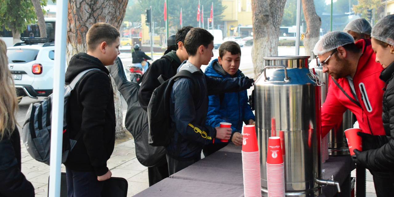 Ödemiş Belediyesi çorba ikramına geri döndü