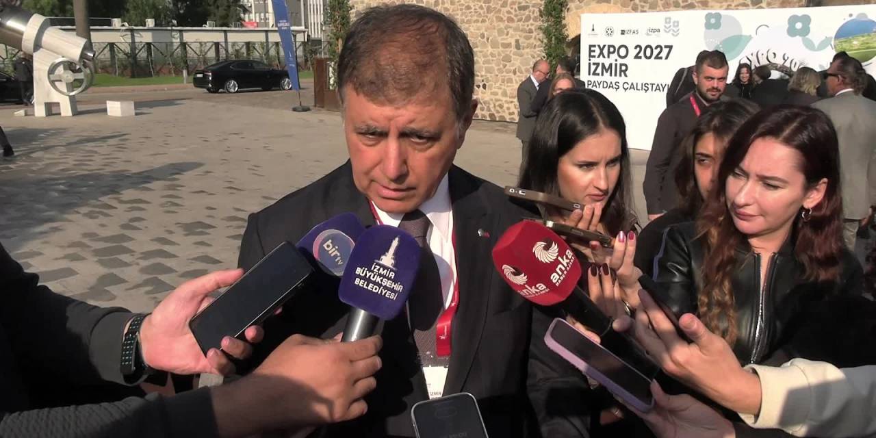 Cemil Tugay'dan çöp krizi açıklaması: "Çözüm bakanlıkta şekilleniyor"