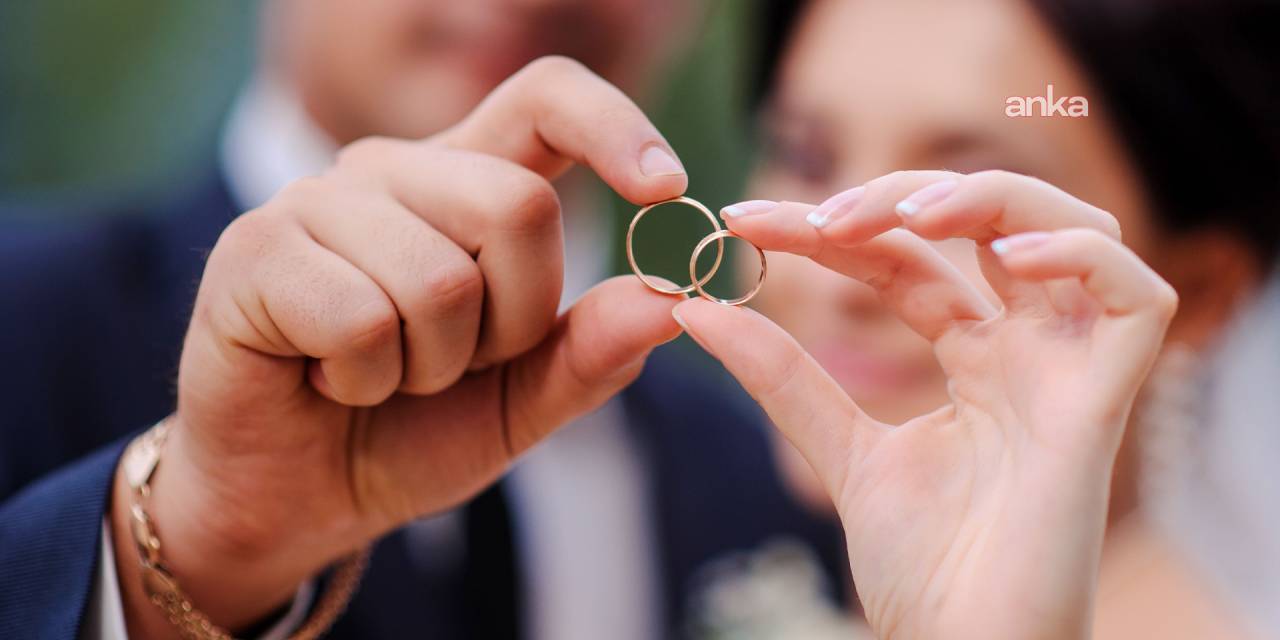 Kadının kayıt işlemlerinde yeni gelişme: AYM, eşitlik ilkesine yönelik düzenlemeyi değerlendiriyor