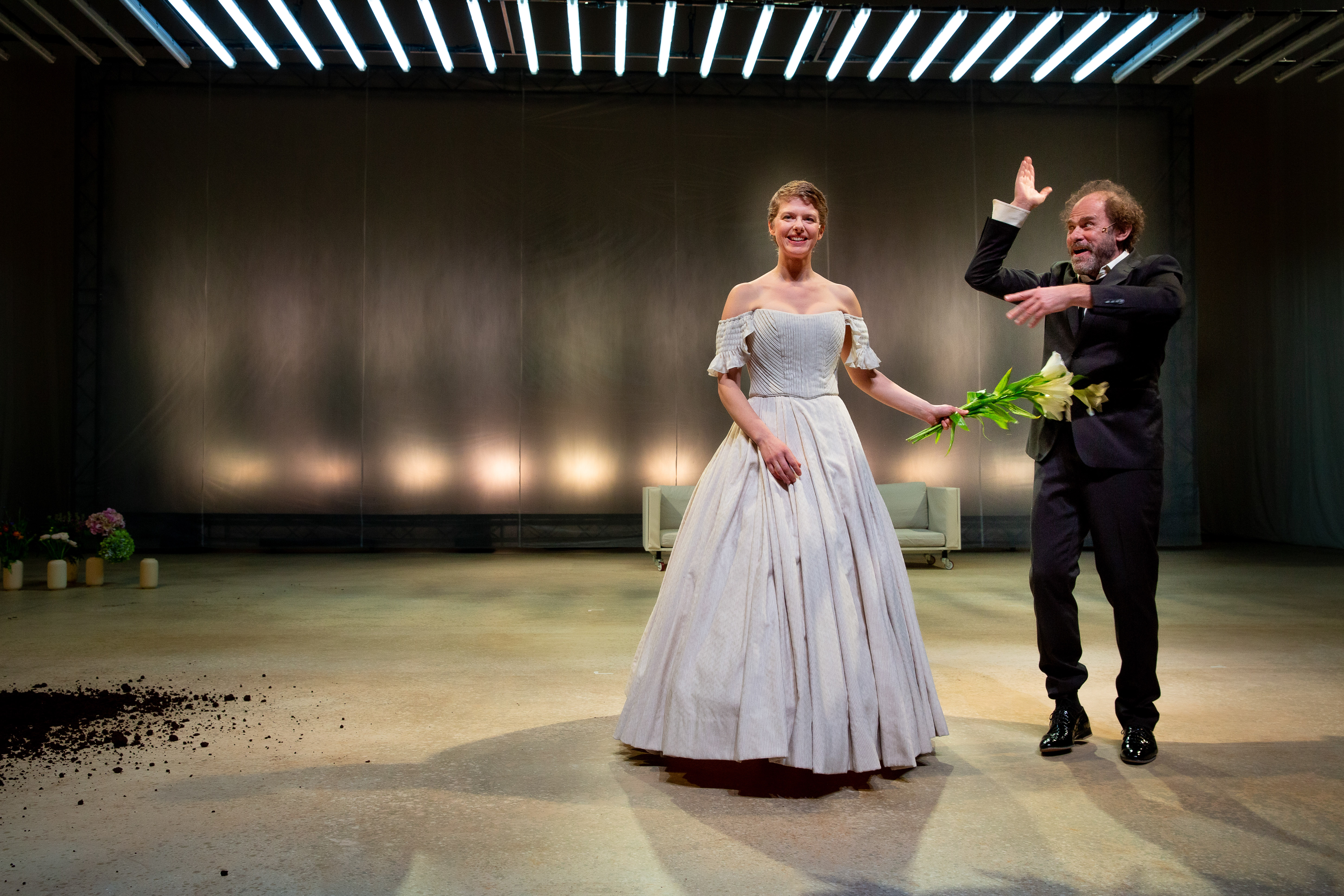 İstanbul Tiyatro Festivali'nde "Bovary" sahneye çıkıyor