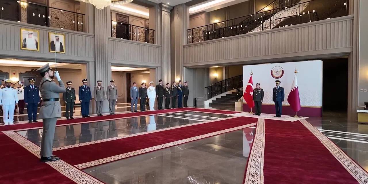 Orgeneral Bayraktaroğlu'nun Katar'daki önemli temasları