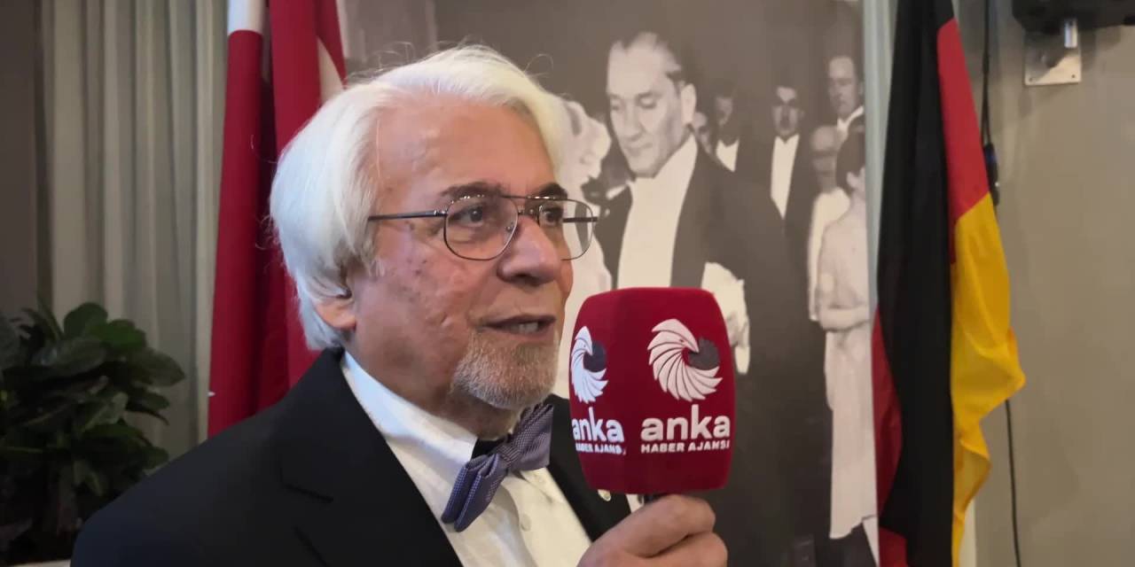 Akgün: Atatürk Cumhuriyeti’nin Değeri Ortadoğu’ya Taşınamaz