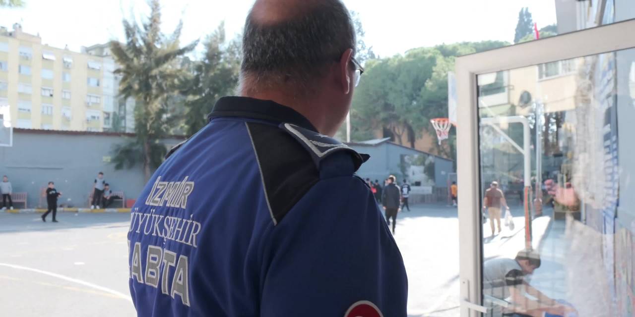 İzmir'de kantin ve kırtasiyecilere hijyen ve fiyat denetimi