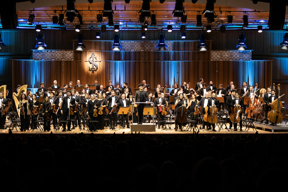 İş Sanat yeni sezonu Pablo Ferrández ve Tekfen Filarmoni ile açtı