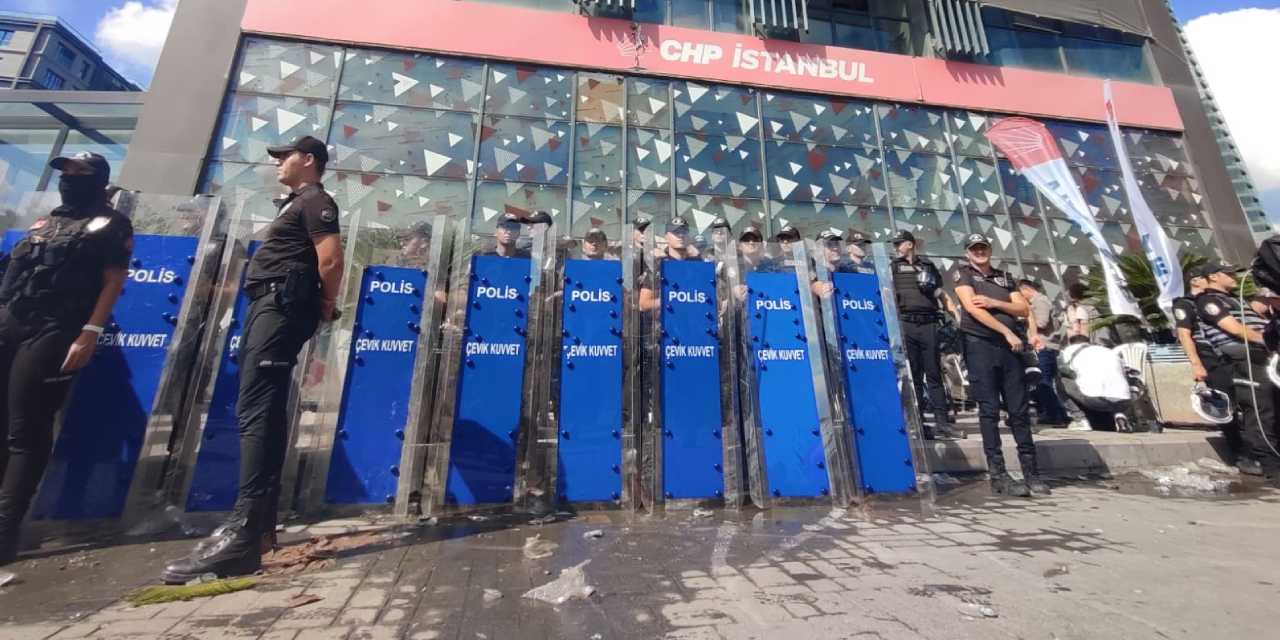 Mahkemeden 20 kişinin yargılandığı duruşmada tahliye kararları